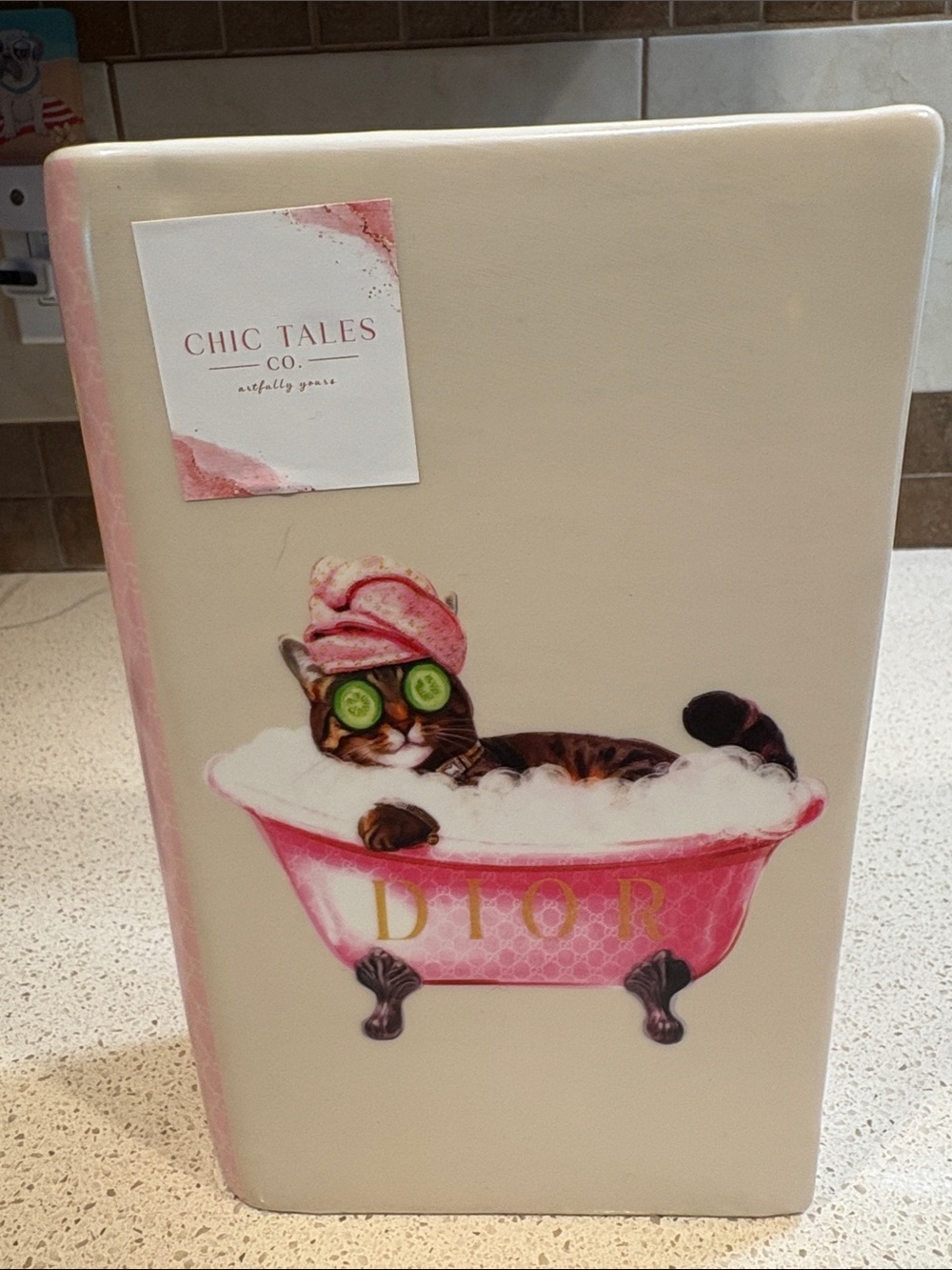 Chic Tales Co. NWT Fashion Cats Ceramic Vase